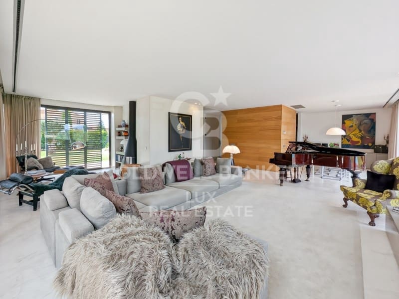 4 bedroom Villa for sale in Peralada with pool garage - € 1,050,000 (Ref: 9159902)