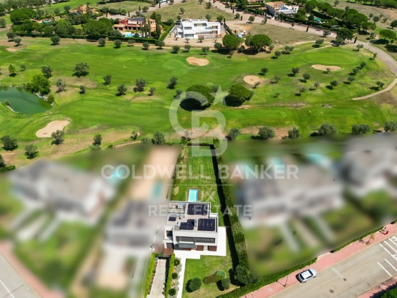 4 bedroom Villa for sale in Peralada with pool garage - € 1,050,000 (Ref: 9159902)