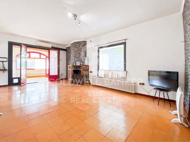 4 sypialnia Willa na sprzedaż w Roses z garażem - 569 000 € (Ref: 9192721)