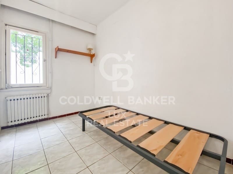 4 makuuhuone Huvila myytävänä paikassa Roses mukana 
autotalli - 569 000 € (Ref: 9192721)