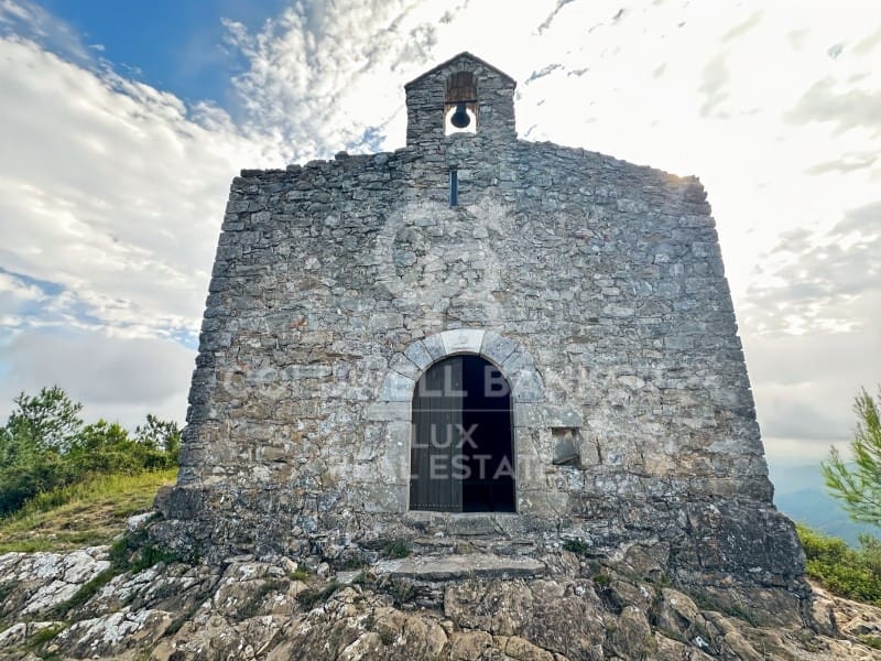 Grunde uden byggetilladelser til salg i Sant Llorenc de la Muga - € 1.600.000 (Ref: 9239846)