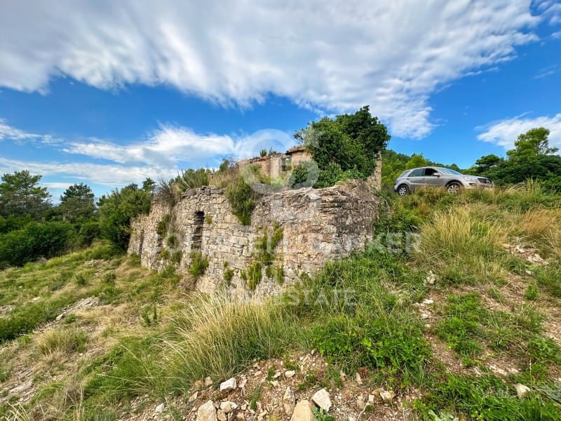 Grunde uden byggetilladelser til salg i Sant Llorenc de la Muga - € 1.600.000 (Ref: 9239846)