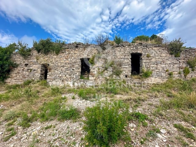 Undeveloped Land for sale in Sant Llorenç de la Muga - € 1,600,000 (Ref: 9239846)