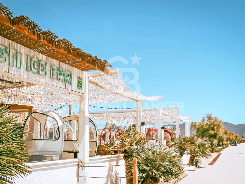 Restaurant/Bar til salg i Empuriabrava - € 945.000 (Ref: 9243560)