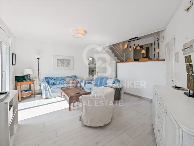 4 sypialnia Willa na sprzedaż w Roses z basenem - 589 000 € (Ref: 9243562)