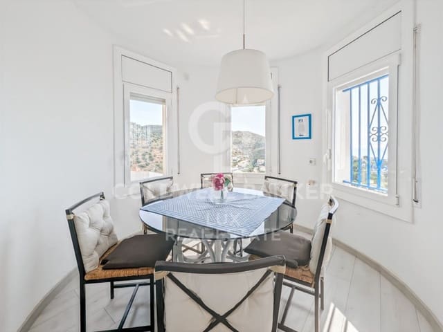 4 sypialnia Willa na sprzedaż w Roses z basenem - 589 000 € (Ref: 9243562)