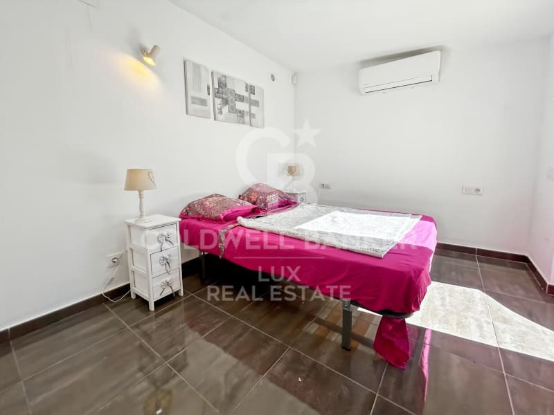 4 Zimmer Villa zu verkaufen in Empuriabrava mit Pool Garage - 650.000 € (Ref: 9276559)