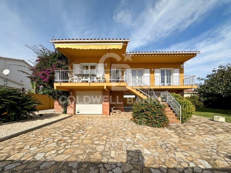 3 soveværelse Villa til salg i L'Escala med garage - € 550.000 (Ref: 9362833)