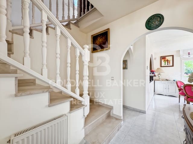 4 Zimmer Villa zu verkaufen in Empuriabrava, Castelló d'Empúries mit Pool Garage - 525.000 € (Ref: 9375314)