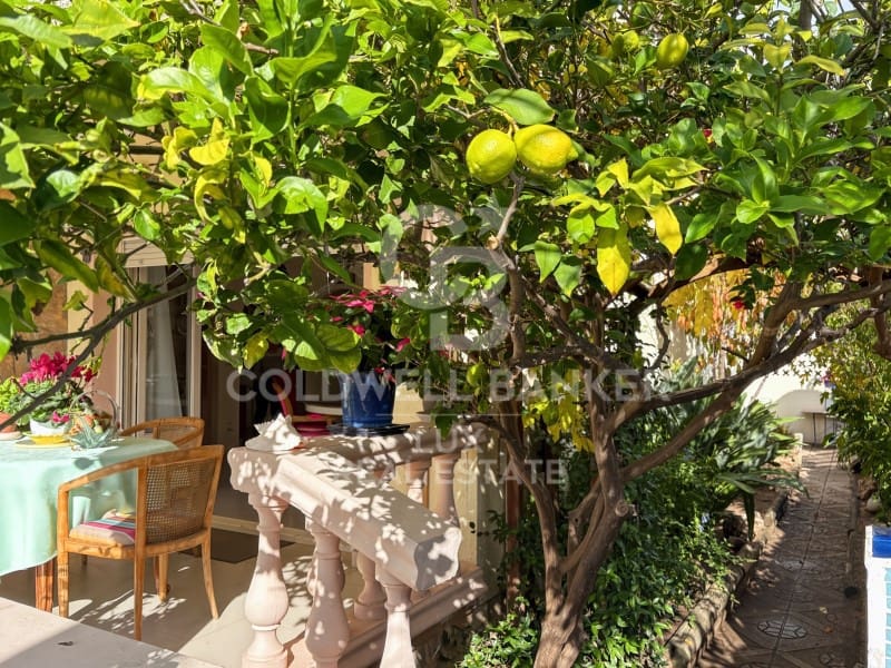 4 Zimmer Villa zu verkaufen in Empuriabrava mit Pool Garage - 525.000 € (Ref: 9375314)