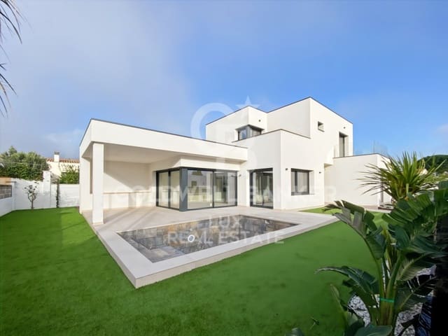 Chalet de 4 habitaciones en Roses en venta con piscina garaje - 650.000 € (Ref: 9465644)