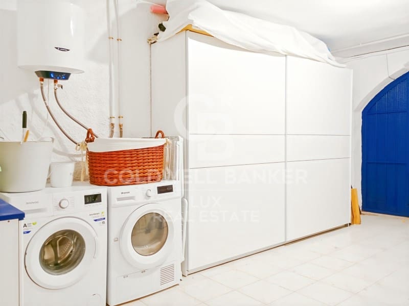 2 bedroom Villa for sale in L'Escala with pool garage - € 695,000 (Ref: 9481329)