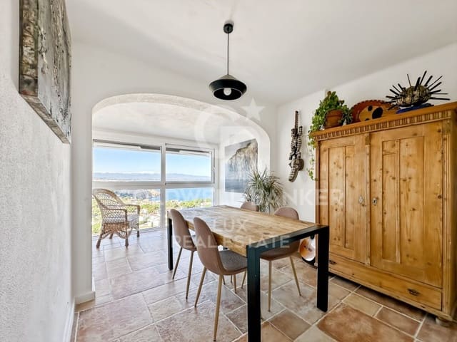 2 chambre Villa/Maison à vendre à L'Escala avec piscine garage - 695 000 € (Ref: 9481329)