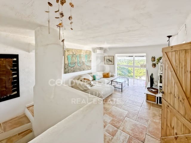 2 chambre Villa/Maison à vendre à L'Escala avec piscine garage - 695 000 € (Ref: 9481329)