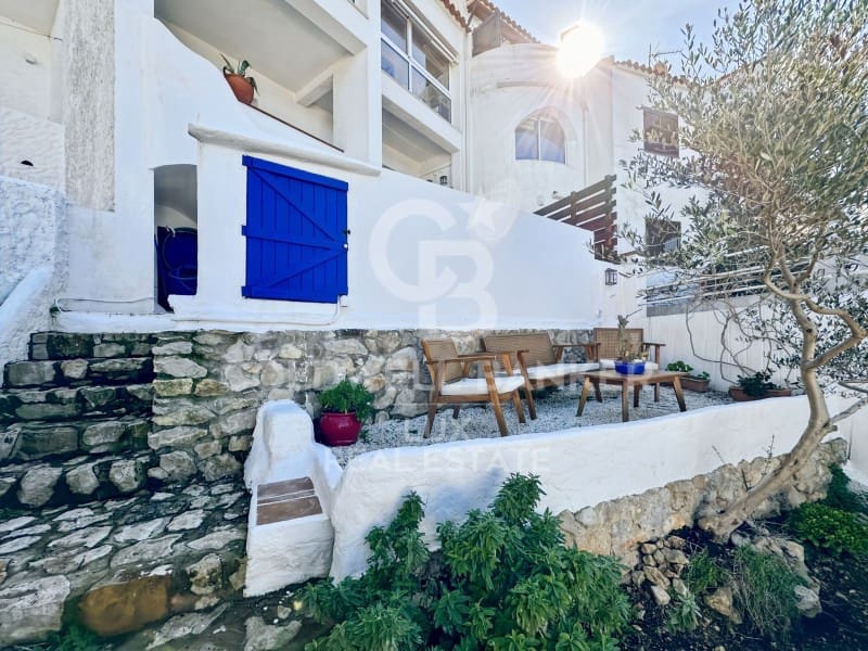 2 bedroom Villa for sale in L'Escala with pool garage - € 695,000 (Ref: 9481329)