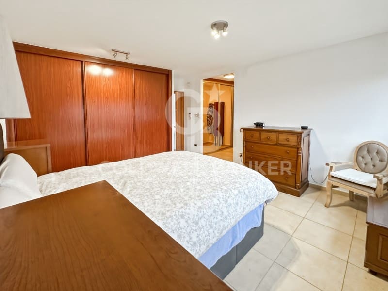 4 chambre Villa/Maison à vendre à Vic avec garage - 690 000 € (Ref: 9486495)