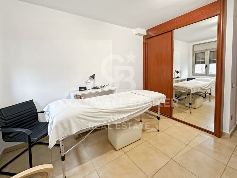 4 chambre Villa/Maison à vendre à Vic avec garage - 690 000 € (Ref: 9486495)