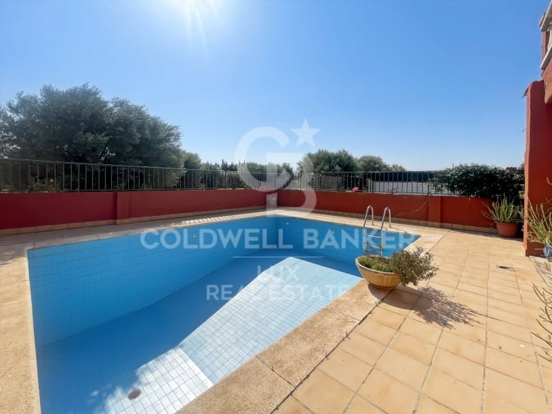 5 soverom Kjedet enebolig til salgs i Llers med svømmebasseng garasje - € 375 000 (Ref: 9488458)