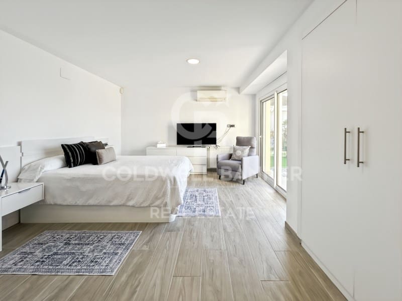 Chalet de 4 habitaciones en Palau-saverdera en venta con piscina garaje - 1.200.000 € (Ref: 9521508)