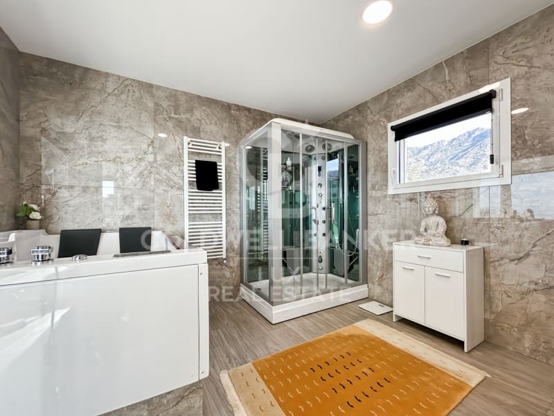 Chalet de 4 habitaciones en Palau-saverdera en venta con piscina garaje - 1.200.000 € (Ref: 9521508)