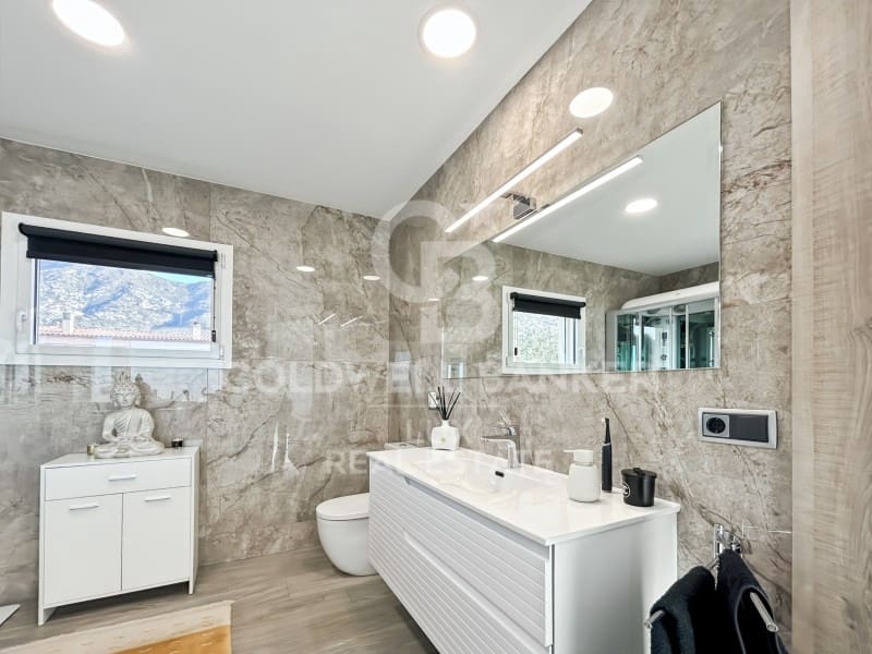 Chalet de 4 habitaciones en Palau-saverdera en venta con piscina garaje - 1.200.000 € (Ref: 9521508)