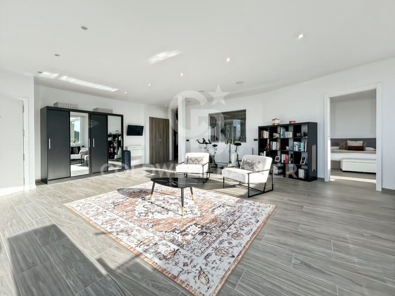 Chalet de 4 habitaciones en Palau-saverdera en venta con piscina garaje - 1.200.000 € (Ref: 9521508)