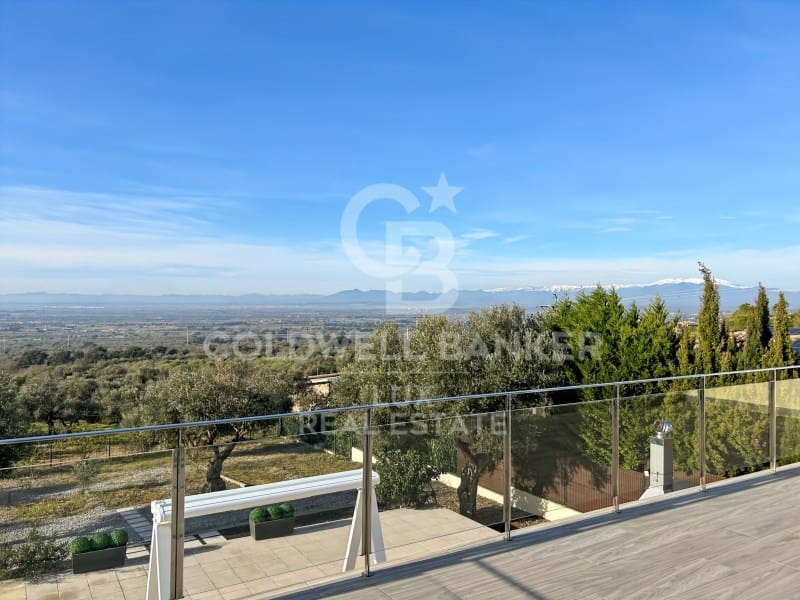 Chalet de 4 habitaciones en Palau-saverdera en venta con piscina garaje - 1.200.000 € (Ref: 9521508)