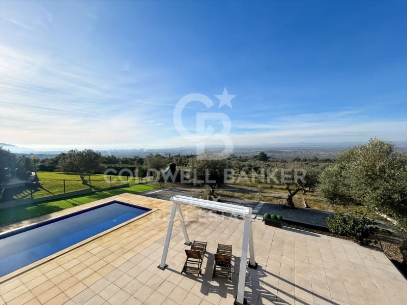 Chalet de 4 habitaciones en Palau-saverdera en venta con piscina garaje - 1.200.000 € (Ref: 9521508)