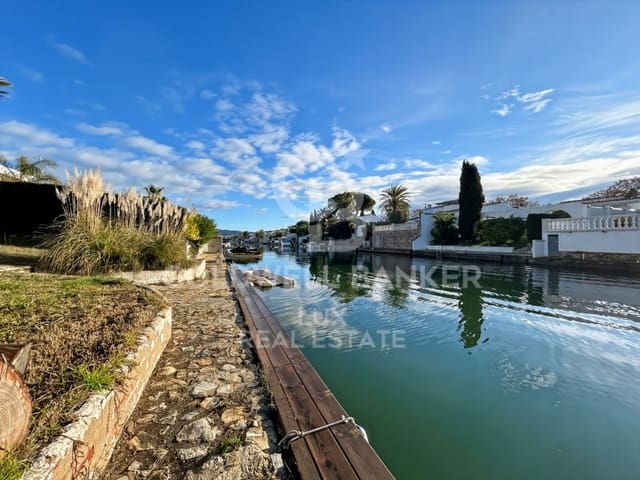 3 soverom Villa til salgs i Empuriabrava, Castelló d'Empúries med garasje - € 860 000 (Ref: 9555822)