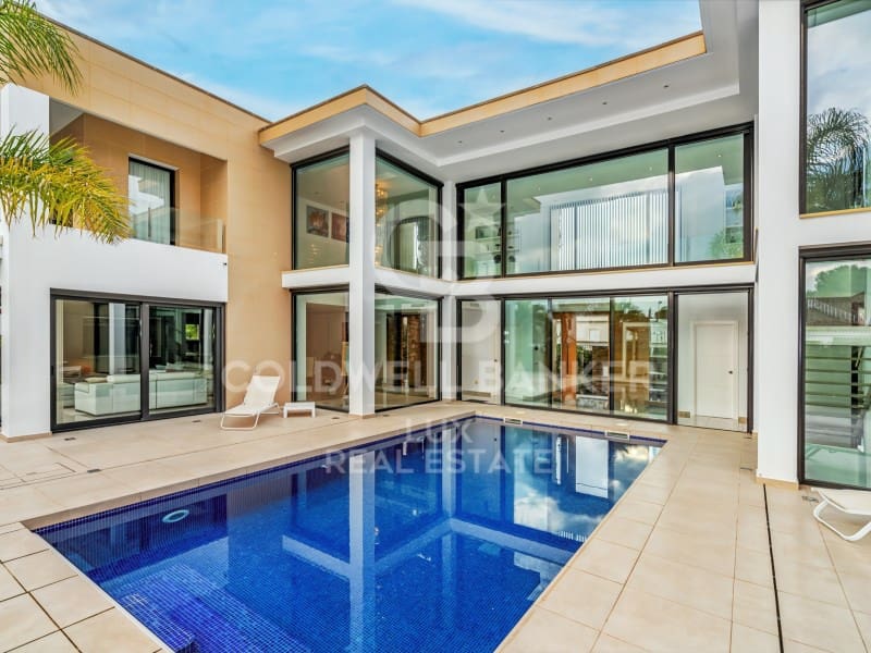 9 sovrum Villa till salu i Santa Margarida med pool garage - 5 500 000 € (Ref: 9574861)