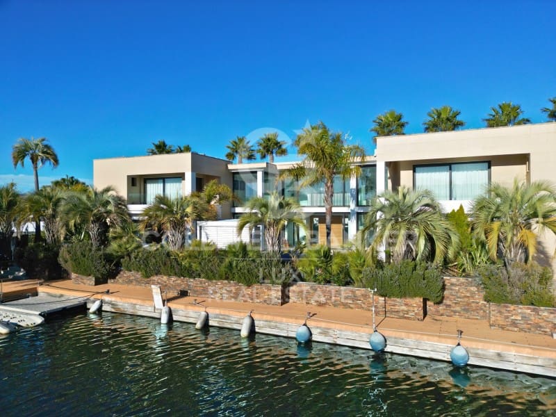 9 sovrum Villa till salu i Santa Margarida med pool garage - 5 500 000 € (Ref: 9574861)