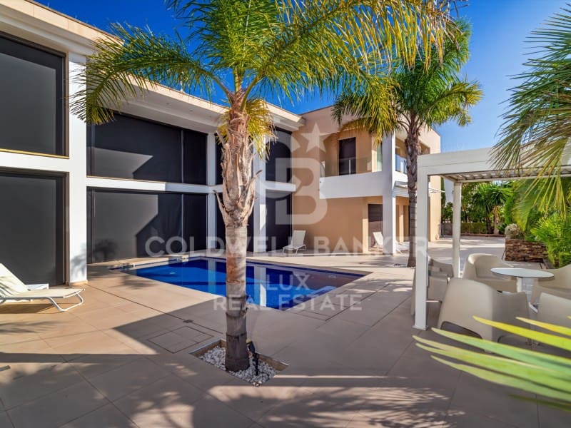 9 sovrum Villa till salu i Santa Margarida med pool garage - 5 500 000 € (Ref: 9574861)