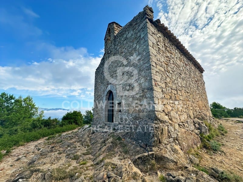 Undeveloped Land for sale in Sant Llorenc de la Muga - € 900,000 (Ref: 9729270)