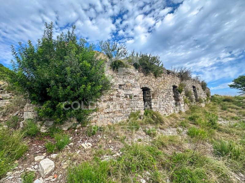 Undeveloped Land for sale in Sant Llorenc de la Muga - € 500,000 (Ref: 9729271)