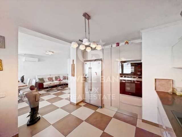 3 soveværelse Villa til salg i Empuriabrava, Castelló d'Empúries med swimmingpool garage - € 620.000 (Ref: 9741642)