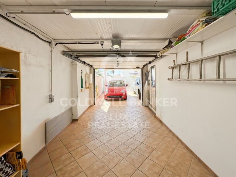 3 soverom Villa til salgs i Empuriabrava med svømmebasseng garasje - € 620 000 (Ref: 9741642)