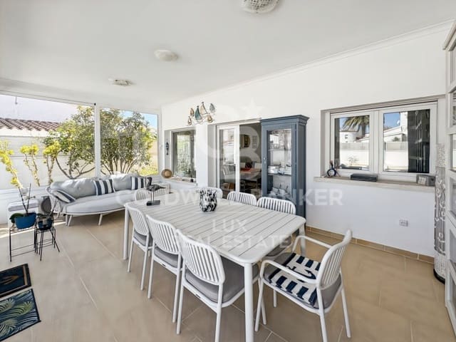 3 soveværelse Villa til salg i Empuriabrava, Castelló d'Empúries med swimmingpool garage - € 620.000 (Ref: 9741642)