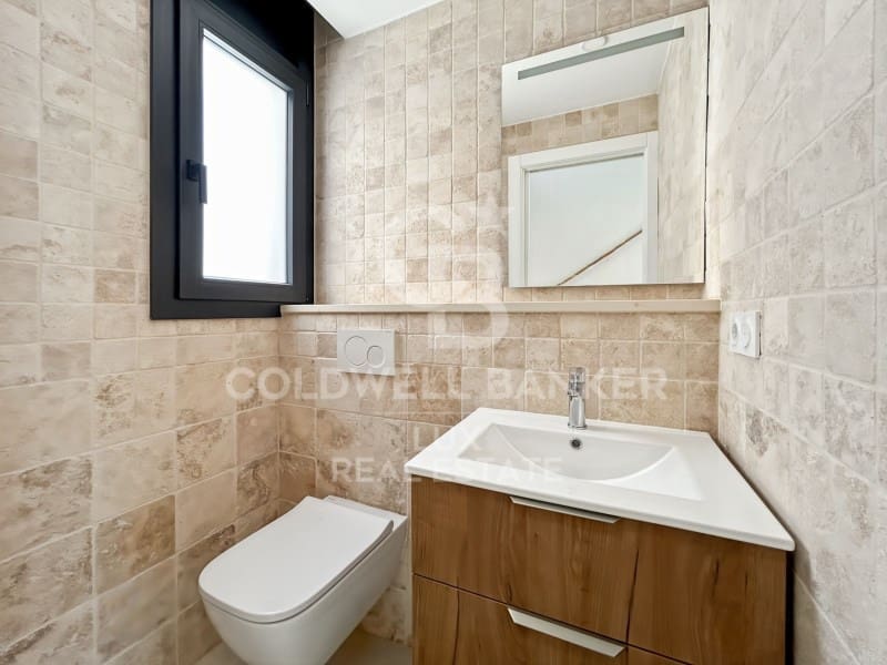 4 quarto Moradia para venda em Empuriabrava com piscina garagem - 1 290 000 € (Ref: 9828877)