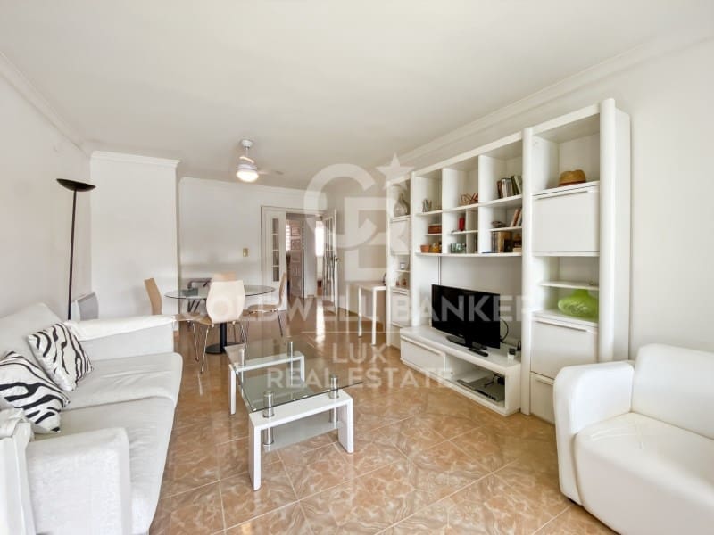2 bedroom Apartment for sale in Roses - € 425,000 (Ref: 9840308)