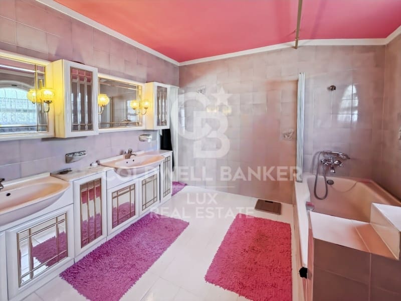 7 bedroom Villa for sale in Empuriabrava with pool garage - € 2,300,000 (Ref: 9849345)