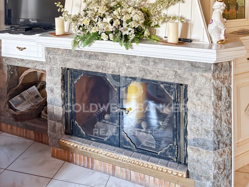 7 bedroom Villa for sale in Empuriabrava with pool garage - € 2,300,000 (Ref: 9849345)