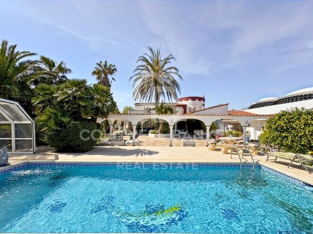7 soveværelse Villa til salg i Empuriabrava, Castelló d'Empúries med swimmingpool garage - € 2.300.000 (Ref: 9849345)