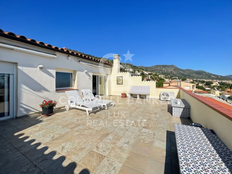 3 bedroom Villa for sale in Palau-saverdera with pool garage - € 680,000 (Ref: 9865007)