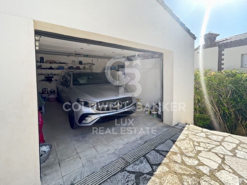 3 bedroom Villa for sale in Palau-saverdera with pool garage - € 680,000 (Ref: 9865007)