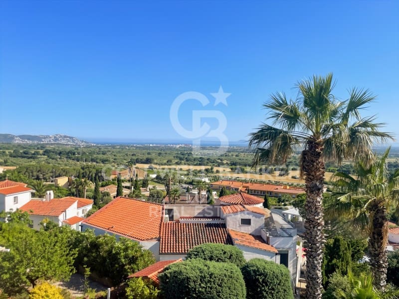 3 bedroom Villa for sale in Palau-saverdera with pool garage - € 680,000 (Ref: 9865007)