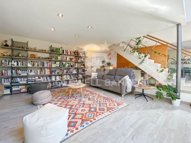 2 soveværelse Villa til salg i Palau-saverdera med swimmingpool garage - € 820.000 (Ref: 9873134)