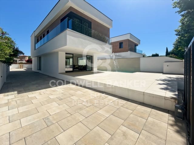 4 soveværelse Villa til salg i Empuriabrava, Castelló d'Empúries med swimmingpool garage - € 795.000 (Ref: 9878810)