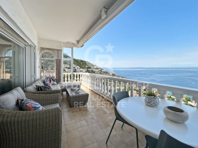 2 Zimmer Penthouse zu verkaufen in Roses mit Pool Garage - 495.000 € (Ref: 9894447)