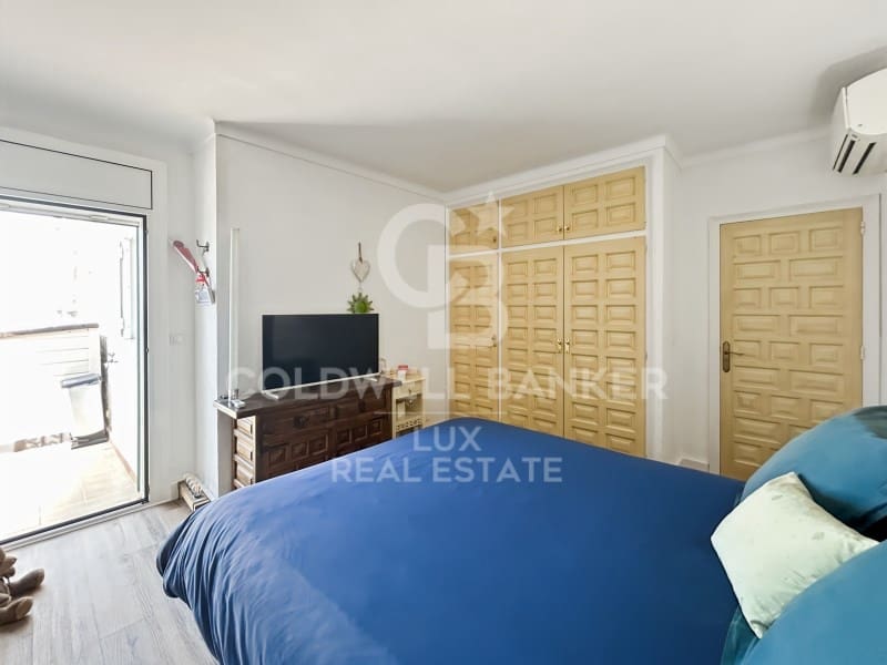 2 Zimmer Penthouse zu verkaufen in Roses mit Pool Garage - 495.000 € (Ref: 9894447)