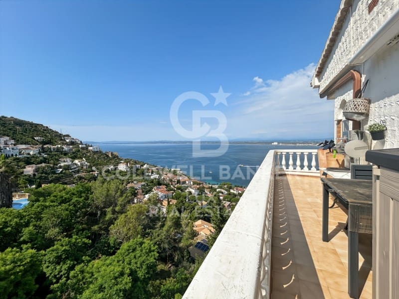2 Zimmer Penthouse zu verkaufen in Roses mit Pool Garage - 495.000 € (Ref: 9894447)